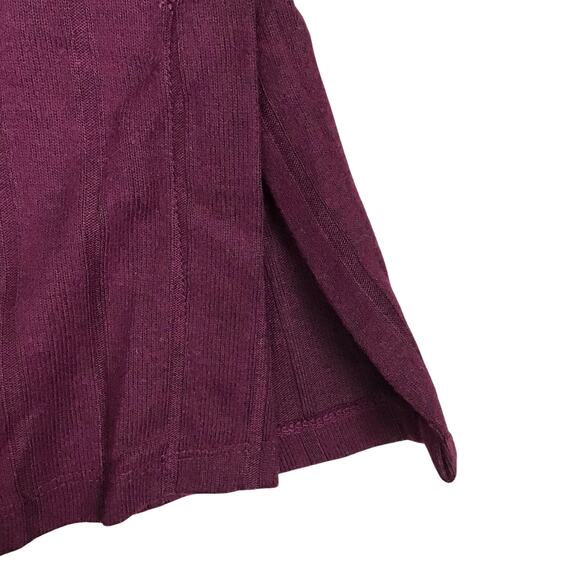 Bobeau Womens Medium Maroon Wide Rib Crew Neck 3/4 Sleeve Side Slit Top NWOT - Picture 8 of 9